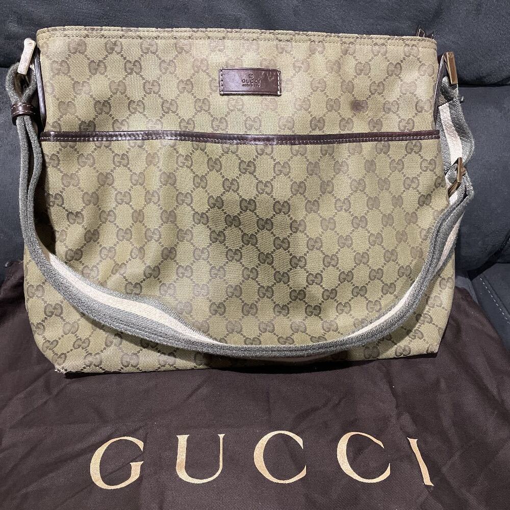 GUCCI GG Canvas Sherry Shoulder Bag